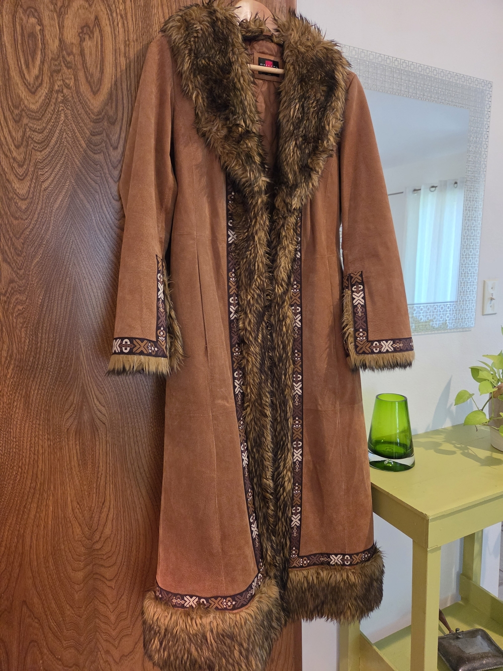 Rare Vintage Gem - Gallery Suede Penny Lane Coat with Faux Fur Trim - Picture 3 of 7